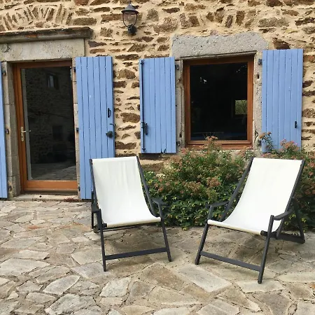 L'estivante * Saint-Austremoine