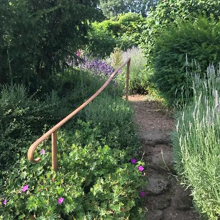 L'estivante Saint-Austremoine