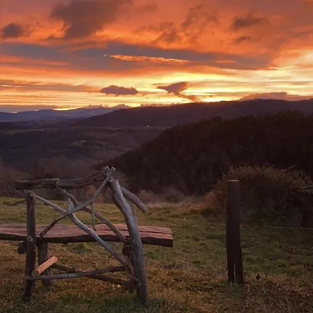 L'estivante * Saint-Austremoine